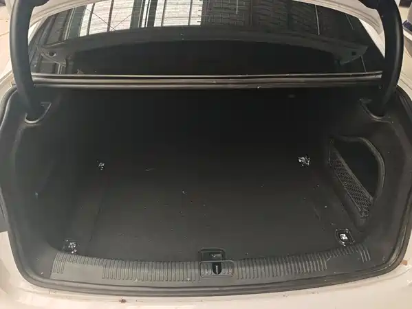 Audi A4L 2024