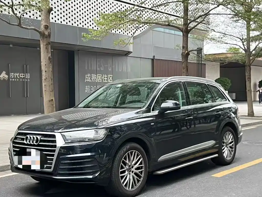 Audi Q7 2017 — фото 1