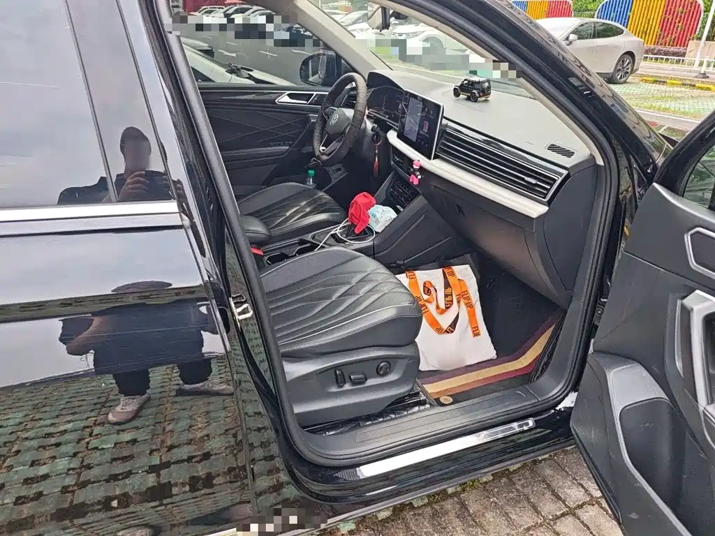 Volkswagen Tiguan L 2022 — фото 20
