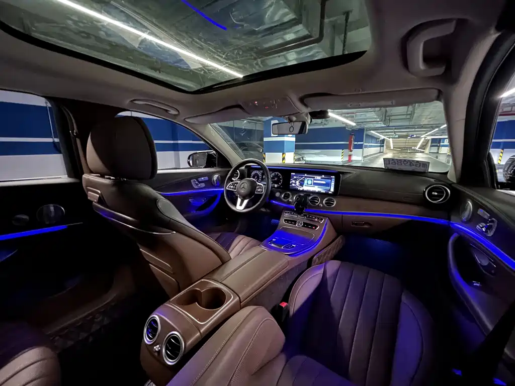 Mercedes-Benz E-Class 2020 — фото 12