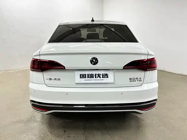 Volkswagen Bora 2023