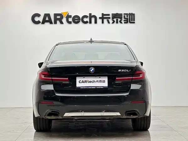 BMW 5 Series 2023