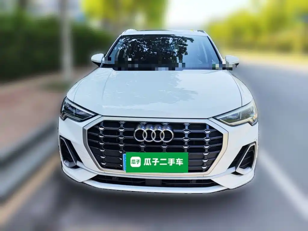 Audi Q3 2019 — фото 24