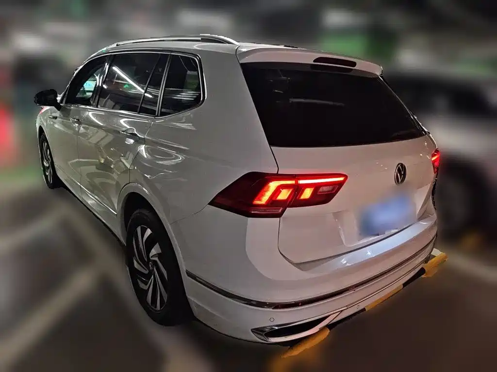 Volkswagen Tiguan L 2024