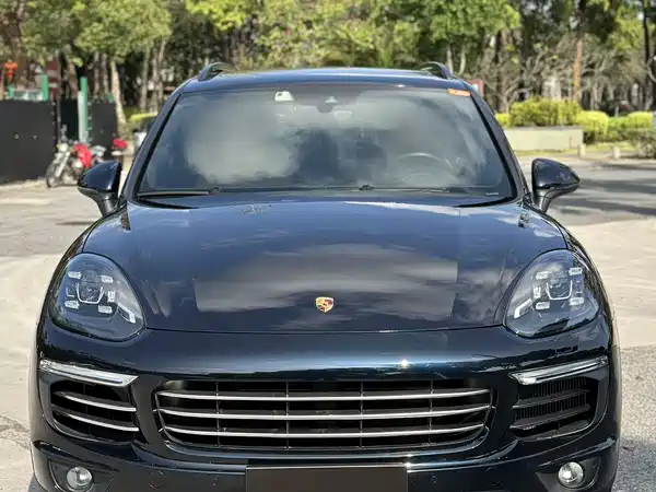 Porsche Cayenne 2016