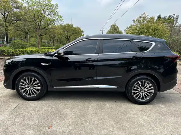 Jetour X70 PLUS 2025