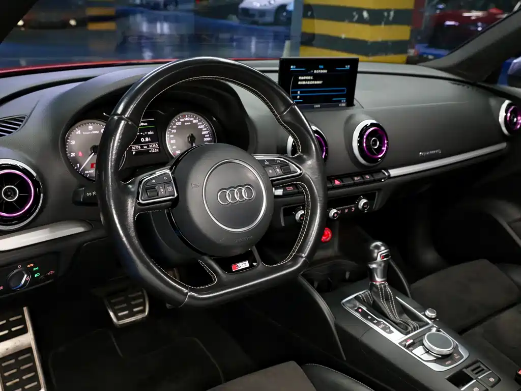 Audi S3 2016 — фото 10