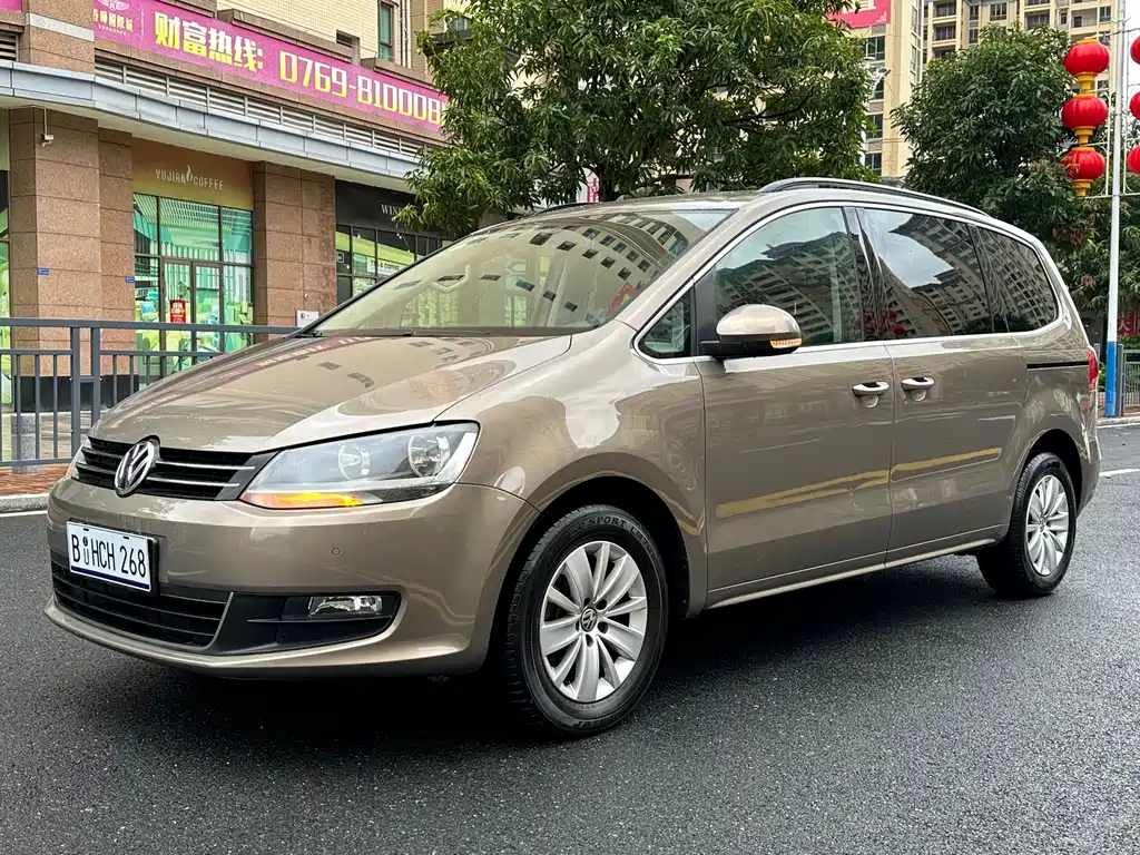 Volkswagen Sharan 2016 — фото 1