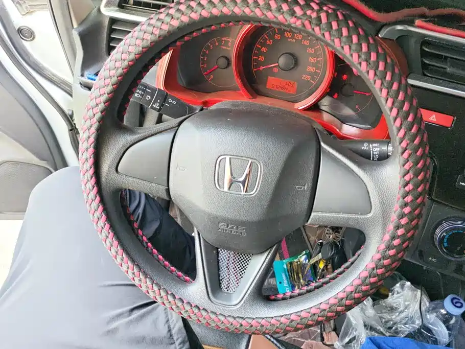 Honda Fit 2015 — фото 14