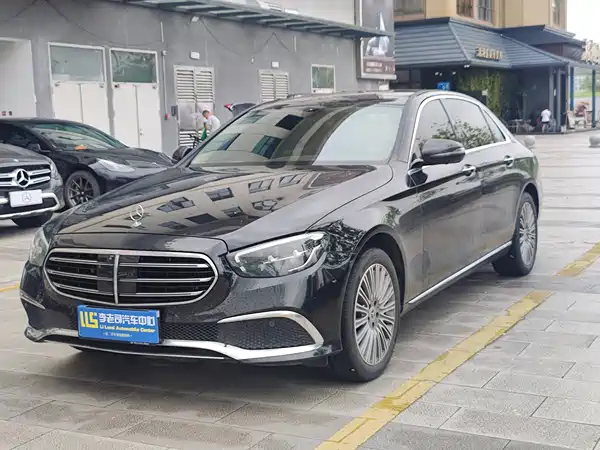 Mercedes-Benz E-Class 2021