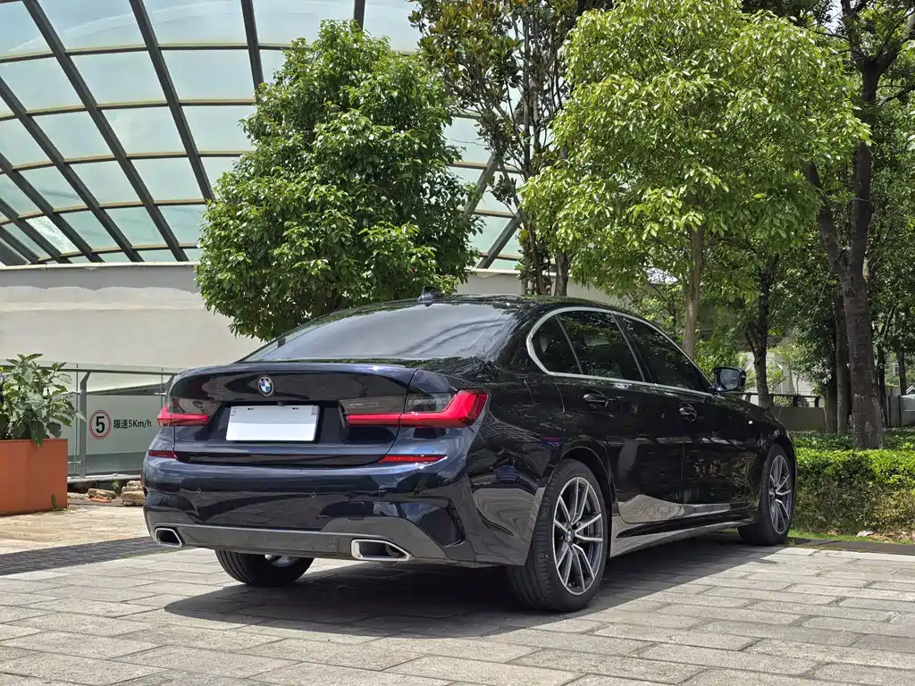 BMW 3 Series 2022