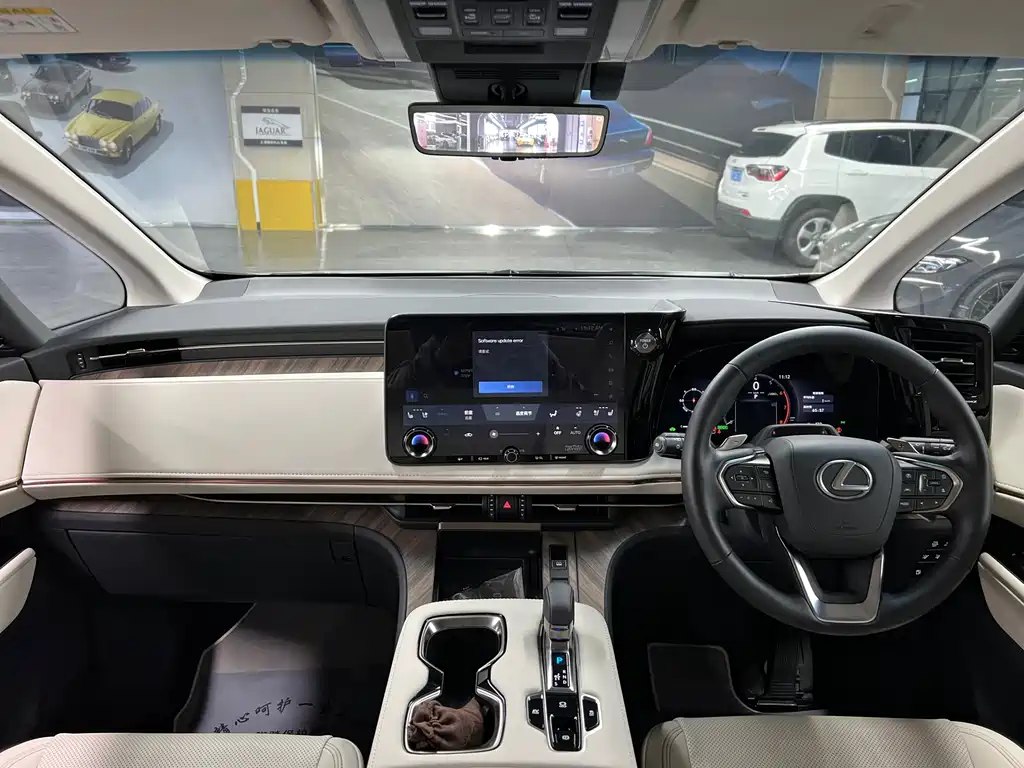 Lexus LM 2024 — фото 19