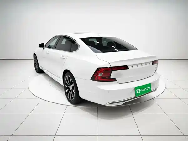 Volvo S90 2020