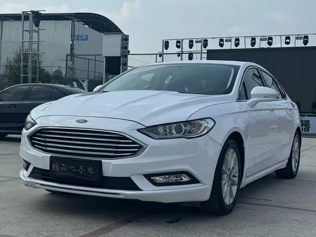 Ford Mondeo 2018 — фото 3