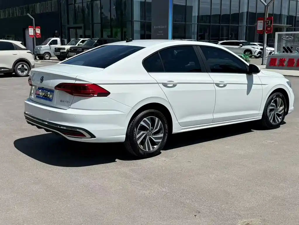 Volkswagen Bora 2025