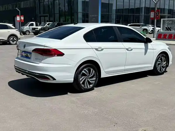 Volkswagen Bora 2025