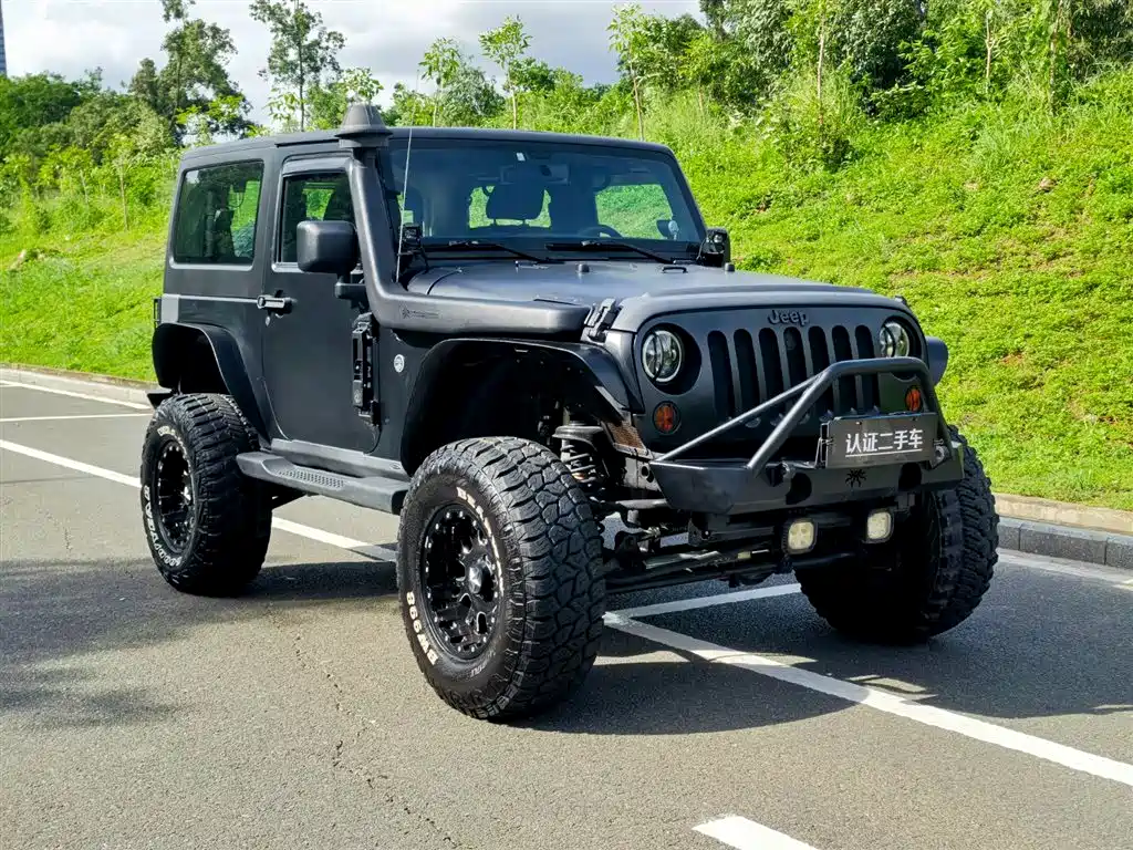 Jeep Wrangler 2011 — фото 3