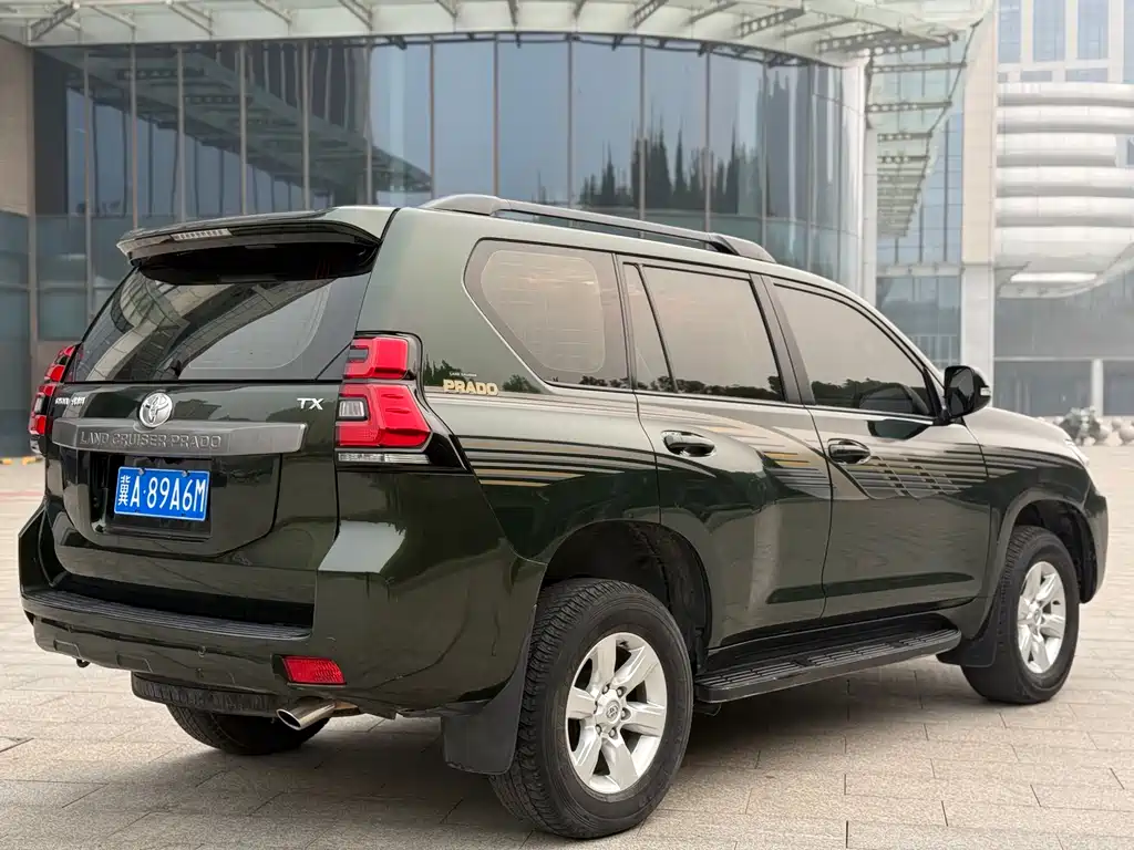 Toyota Prado 2017 — фото 24