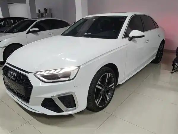 Audi A4L 2020