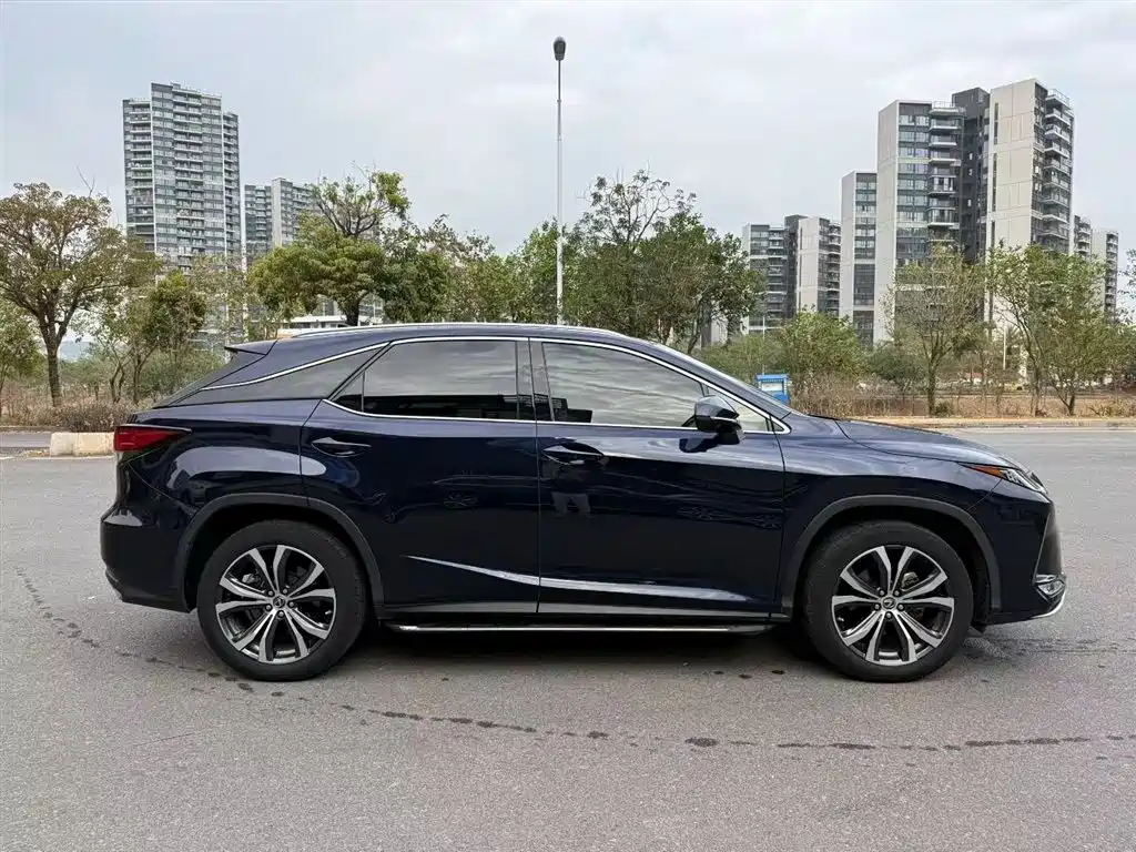 Lexus RX 2022 — фото 3