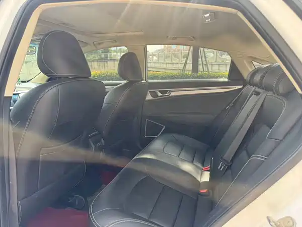 Geely emgrand GL 2019