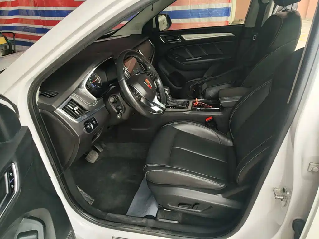 Roewe RX5 New Energy 2019 — фото 15