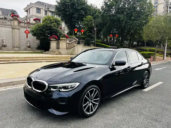 BMW 3 Series 2022