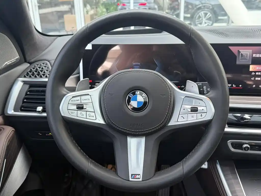 BMW X5 2024 — фото 11