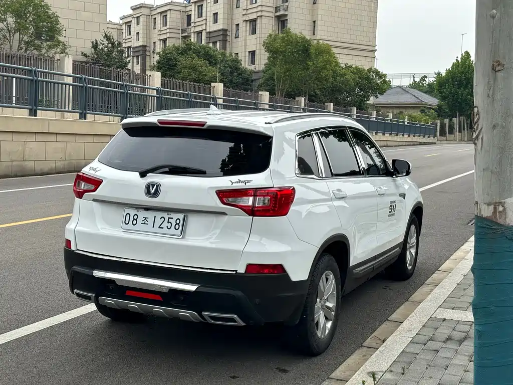Changan CS75 2016 — фото 6