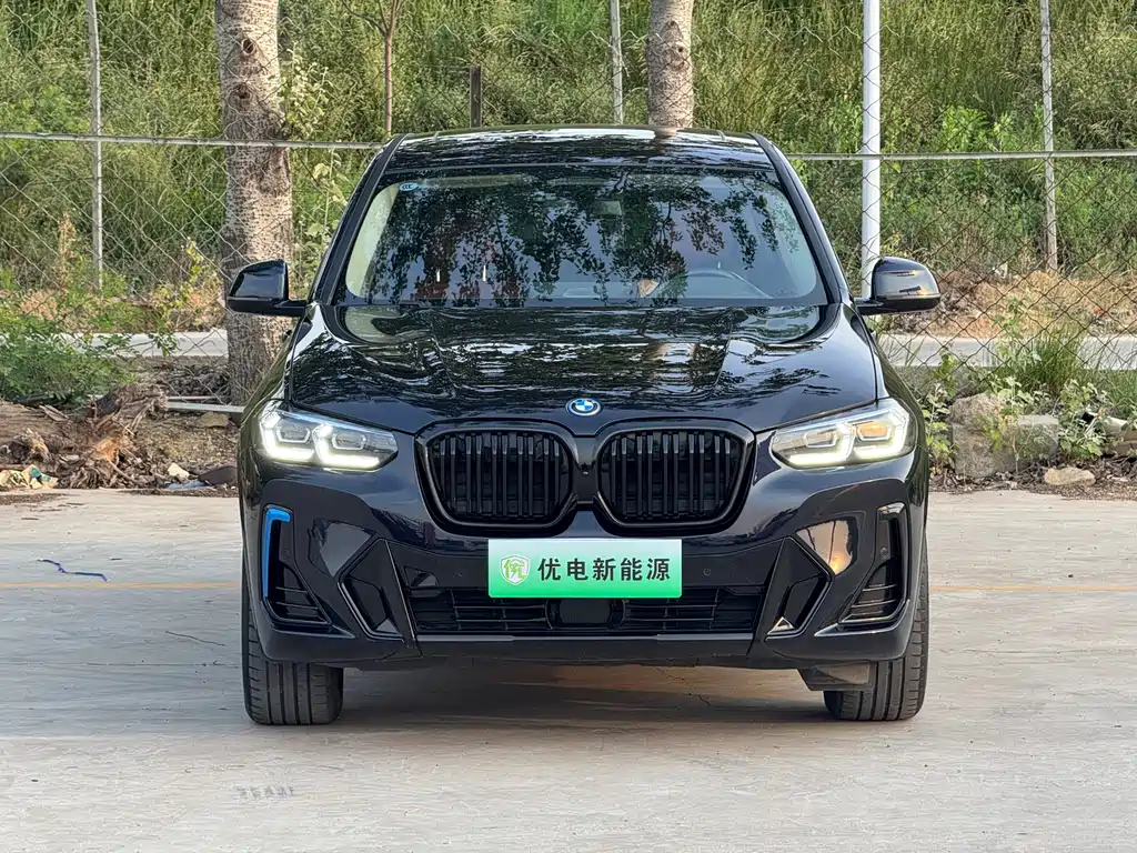 BMW iX3 2022 — фото 2
