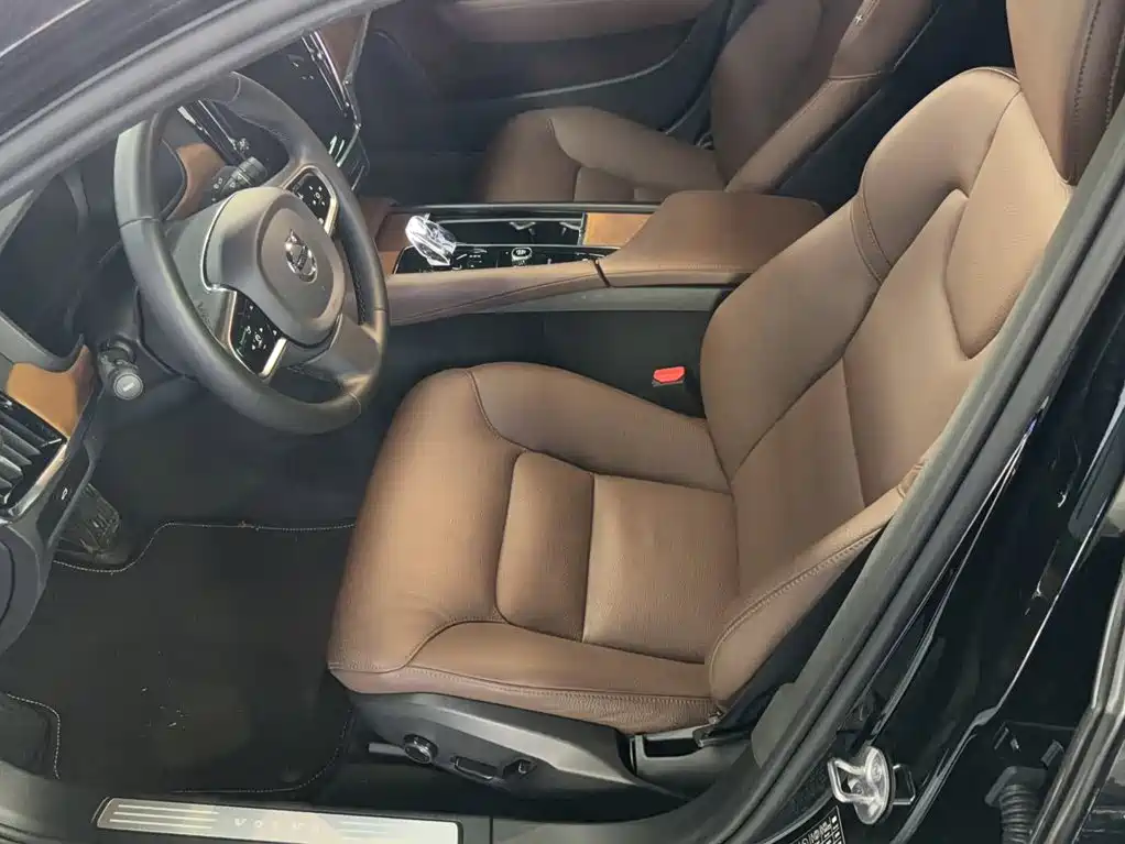Volvo S90 2023 — фото 11