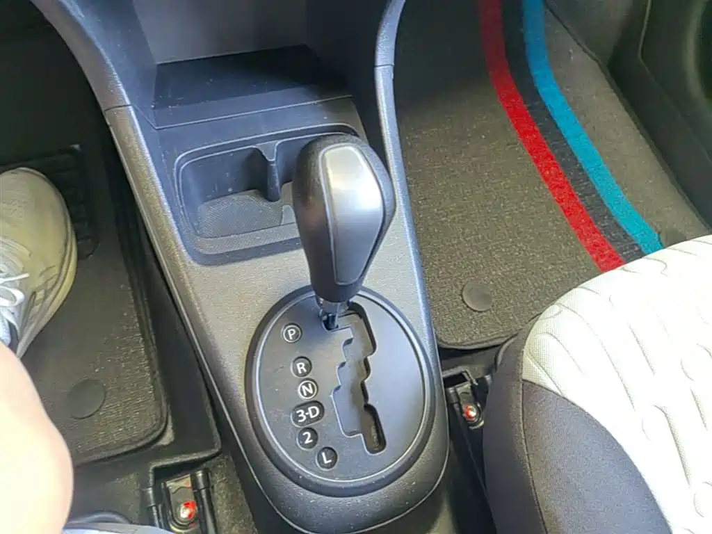 Suzuki Alto 2015 — фото 14