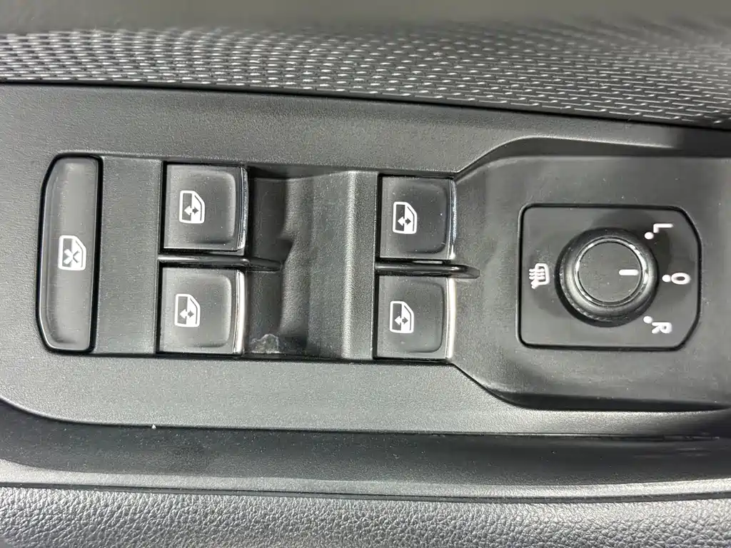Skoda Octavia 2022 — фото 15