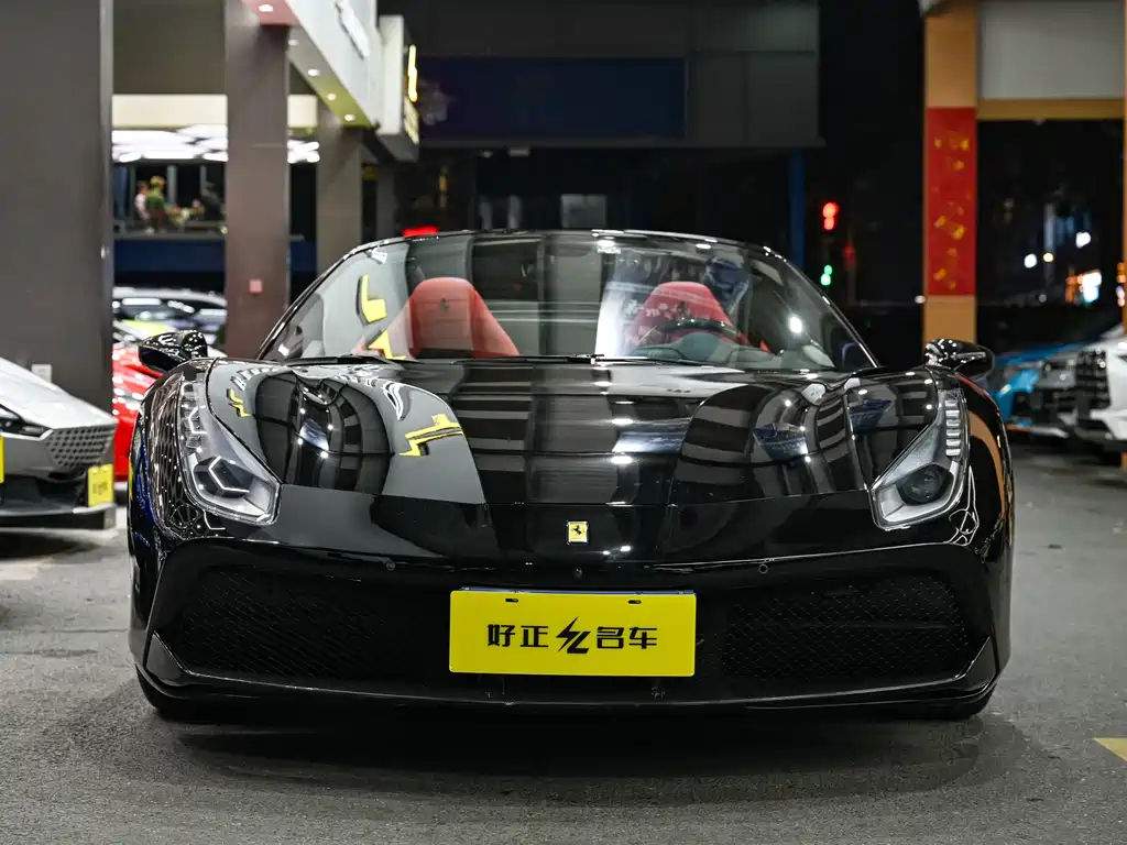 Ferrari 488 2018 — фото 1