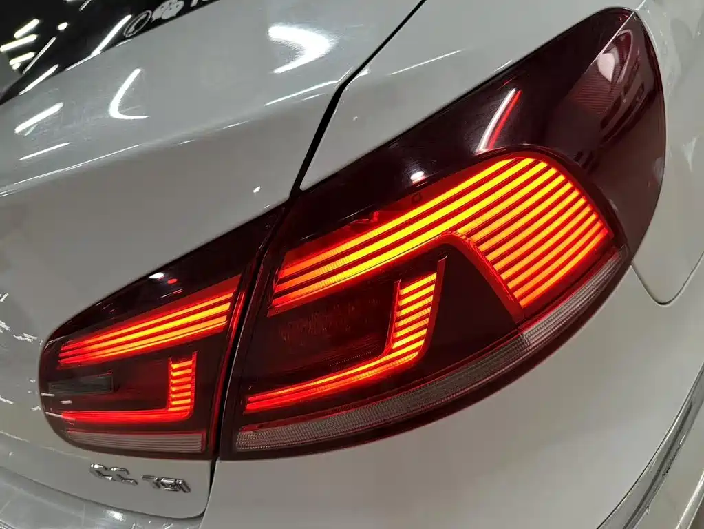 Volkswagen CC 2015 — фото 14