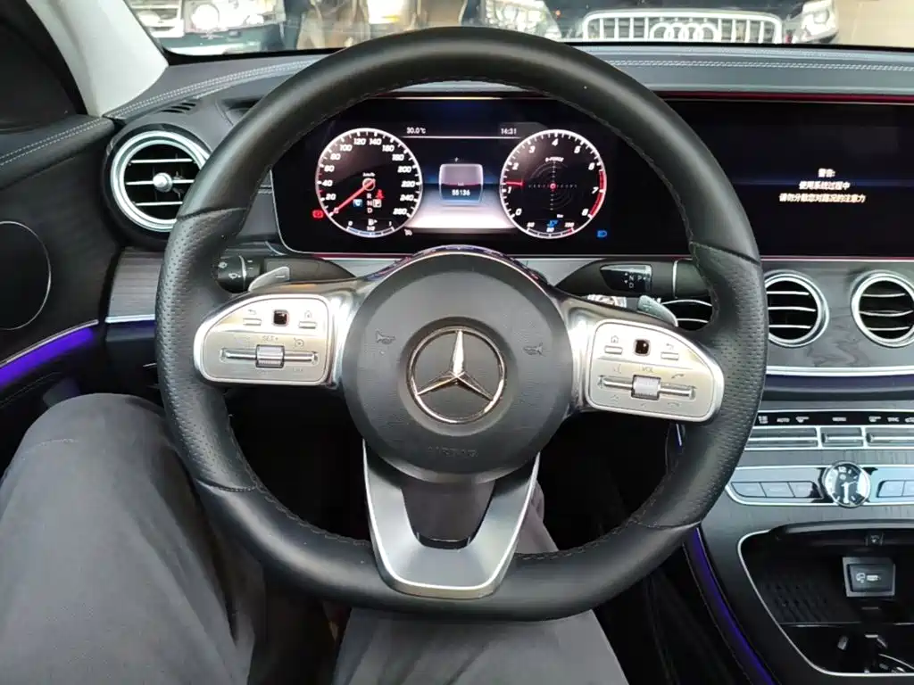 Mercedes-Benz E-Class 2020 — фото 11