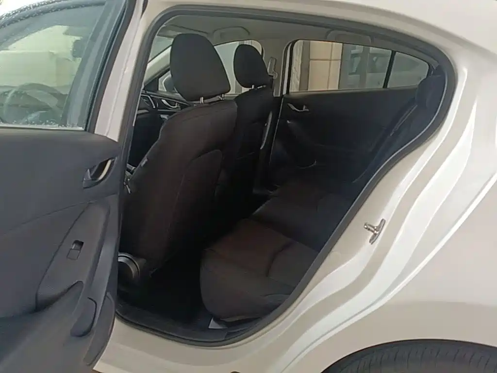 Mazda 3 Angkesela 2016 — фото 17