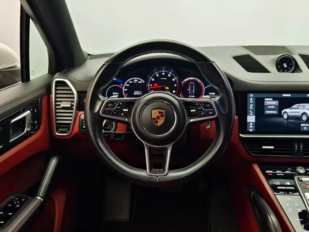 Porsche Cayenne 2020 — фото 10