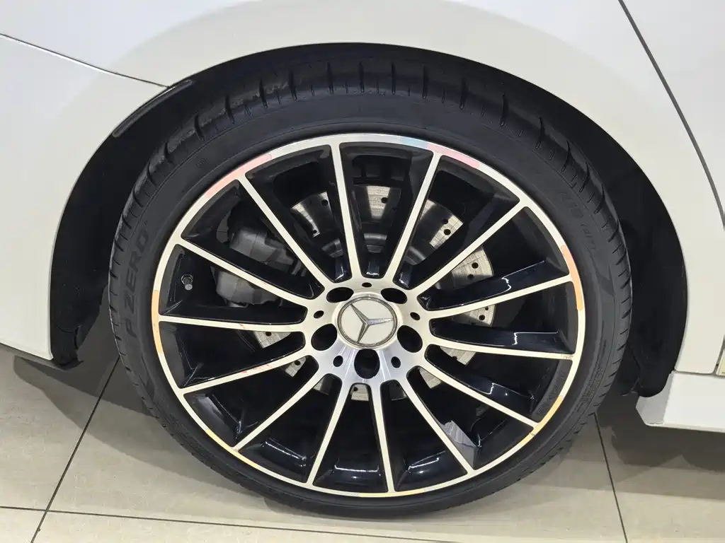 Mercedes-Benz A-Class AMG 2023 — фото 8