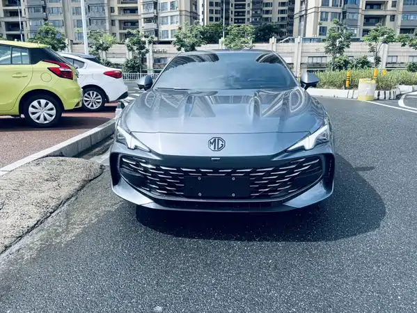 MG MG7 2023