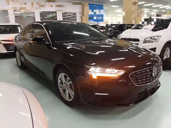 Buick Regal 2021