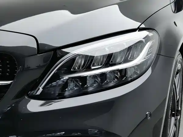 Mercedes-Benz C-Class 2022