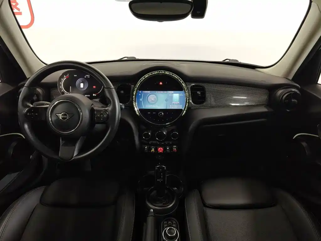 MINI MINI 2022