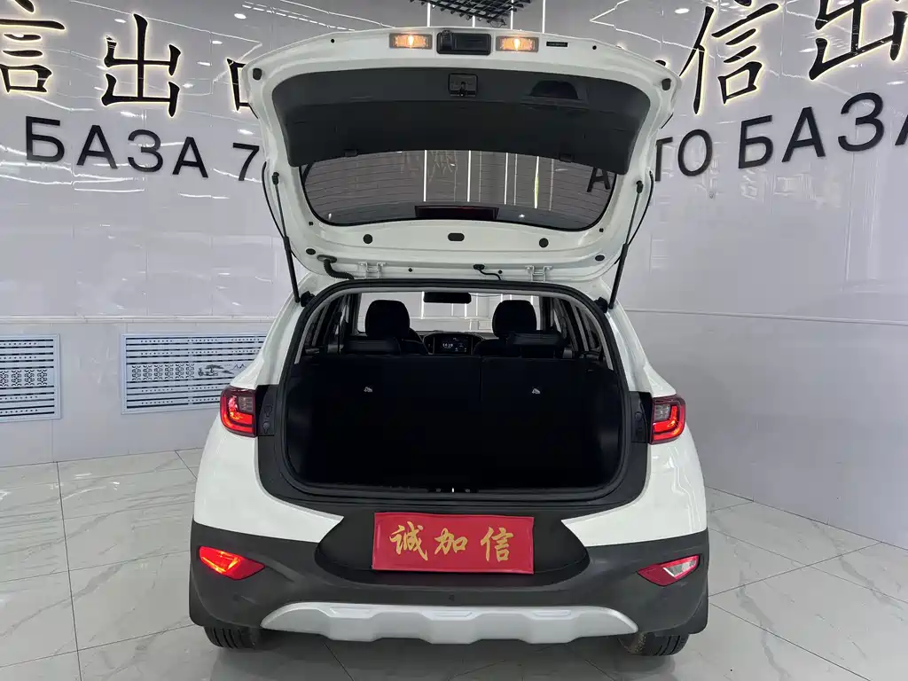 Kia KX1 2022 — фото 15