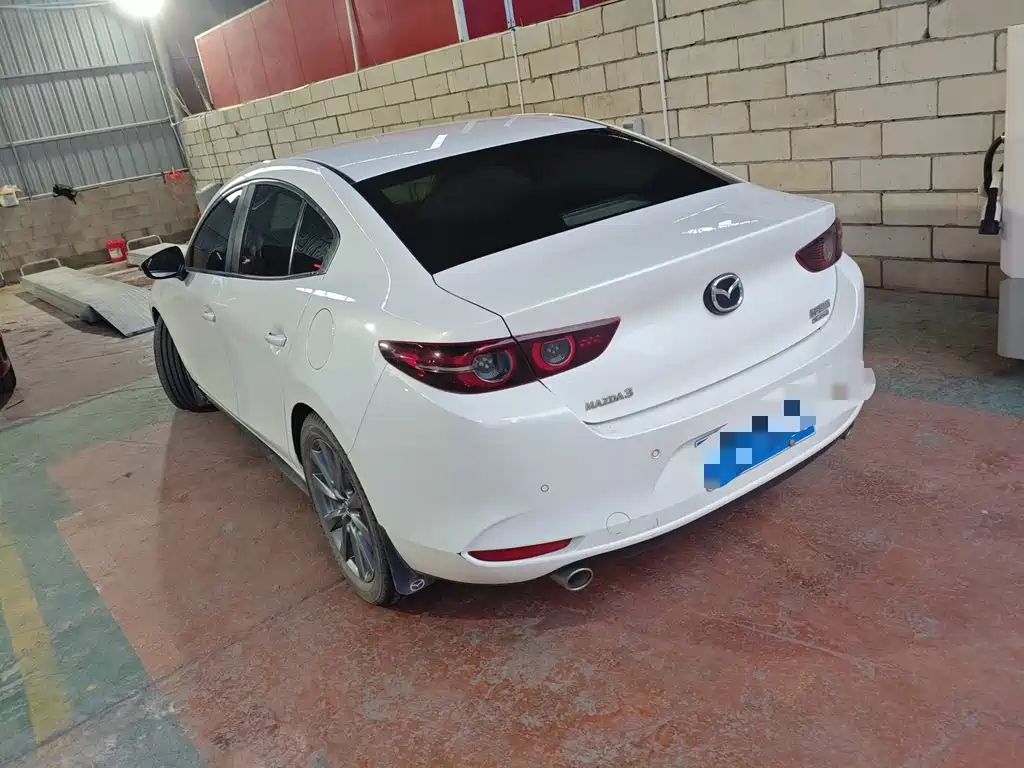 Mazda 3 Angkesela 2022