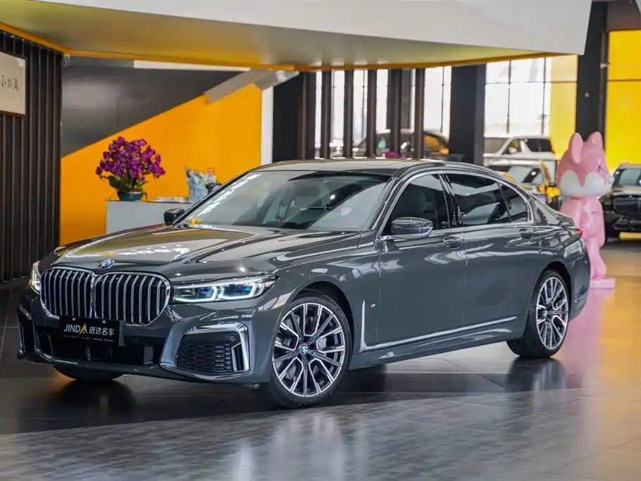 BMW 7 Series 2023 — фото 1