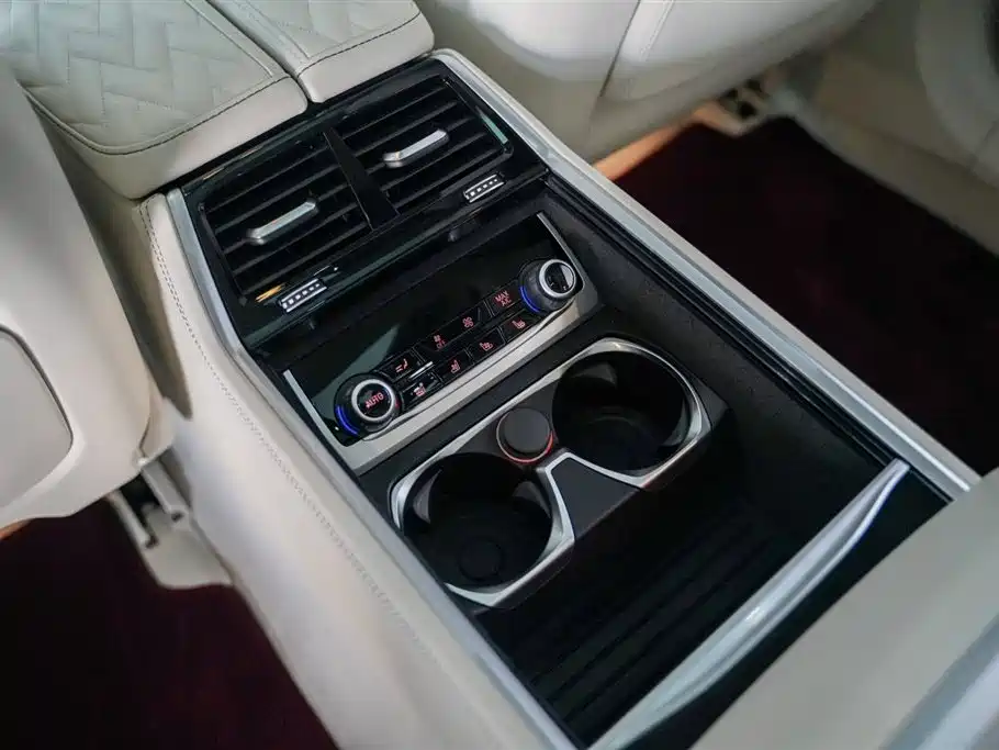 BMW 7 Series 2023 — фото 14