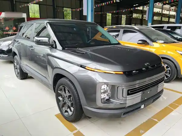 Geely ICON 2023