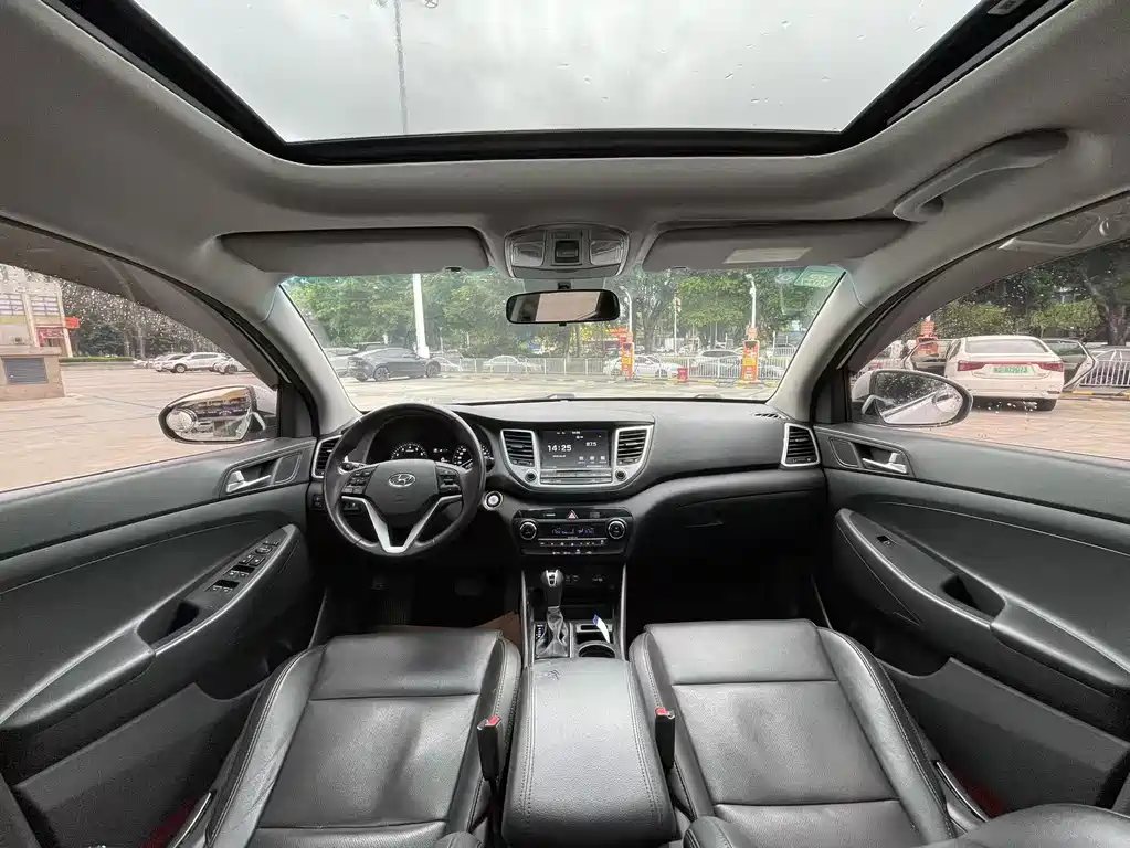 Hyundai Tucson 2016 — фото 16