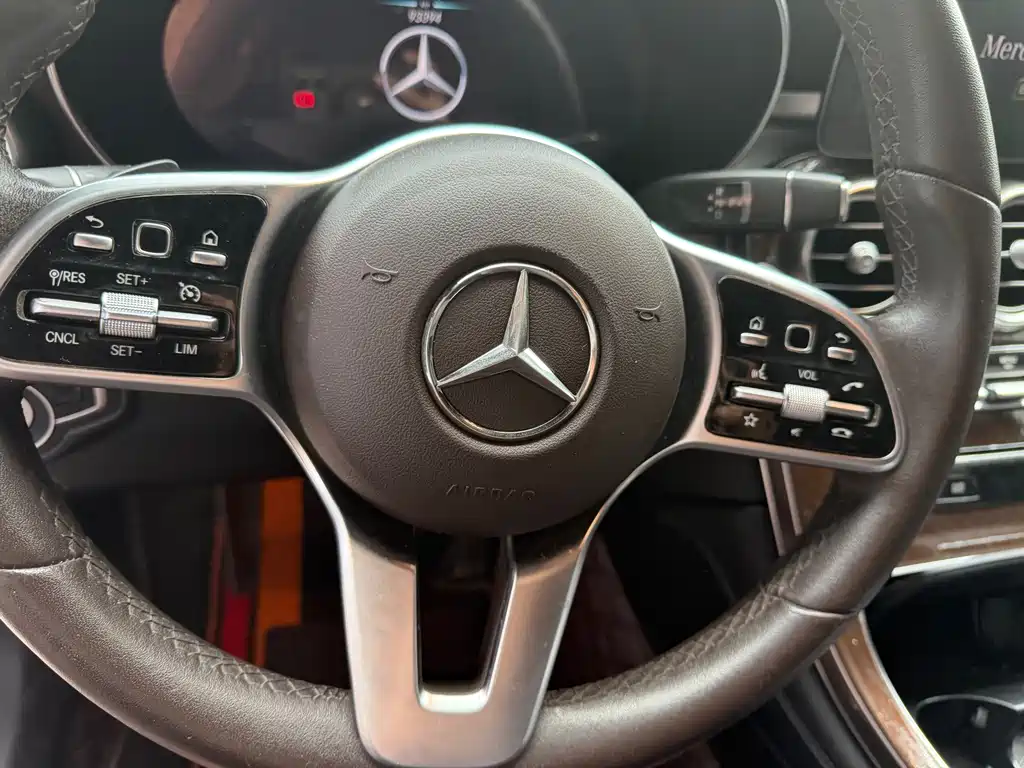 Mercedes-Benz GLC 2020 — фото 10